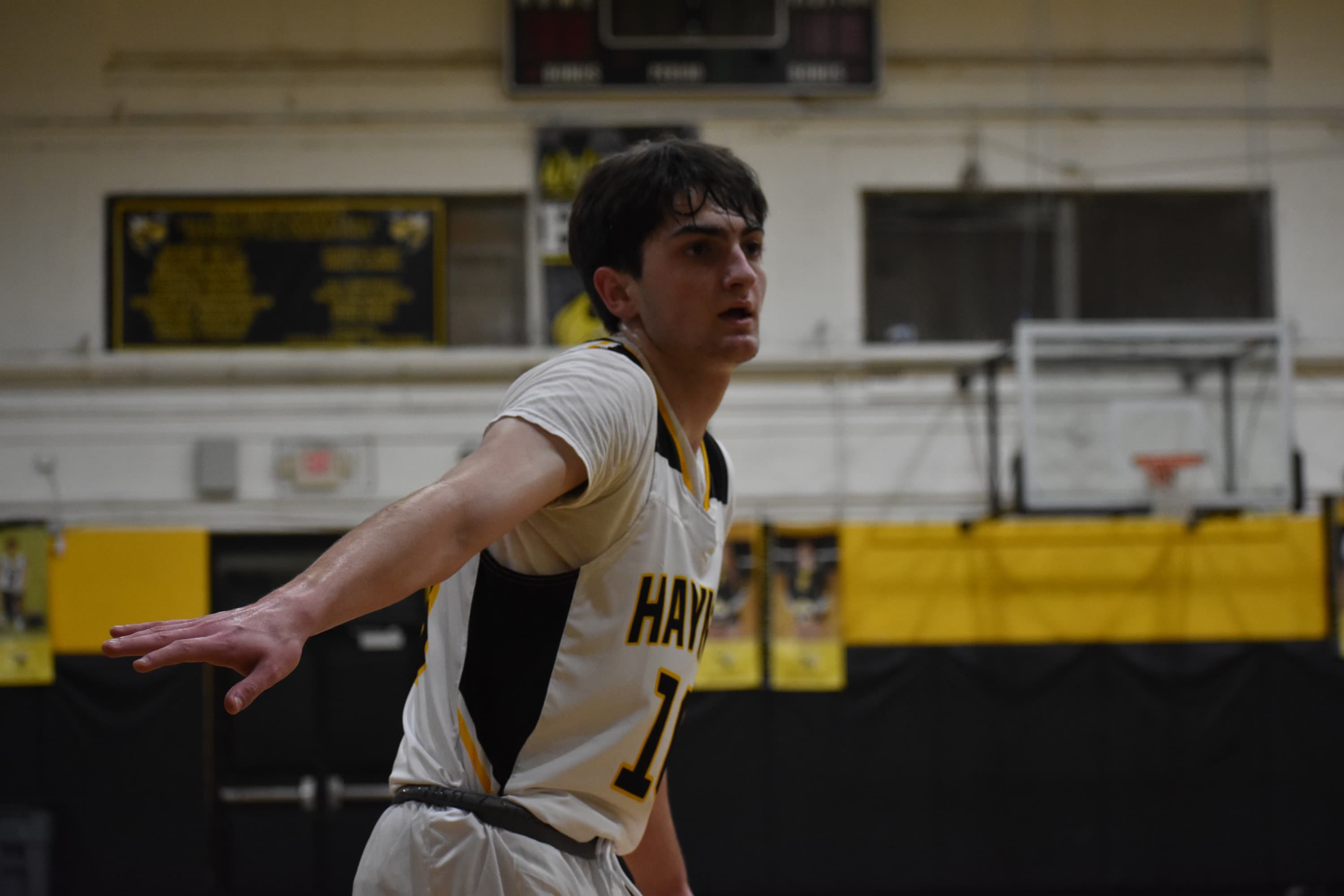 Julien Bourgeois playing basketball